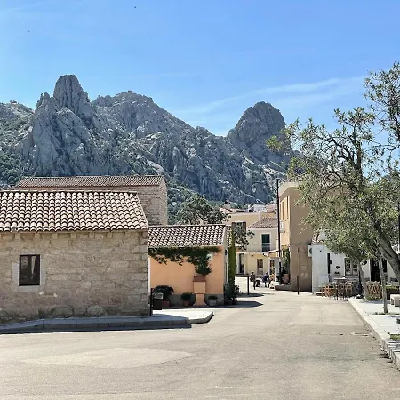 3 Vakantiehuis San Pantaleo